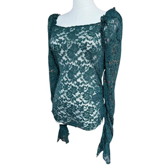 Anthropologie NEW Puff Shoulder Lace Top Size M Stretchy Fabric - Picture 10 of 16